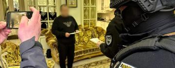 Кіберполіцейські відправили на лаву підсудних збувачів незаконно виготовлених цигарок 