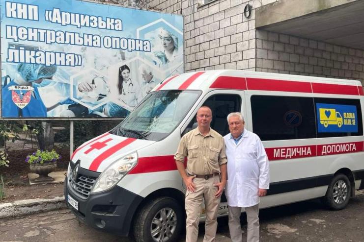 Арцизьку ЦОЛ навідав  волонтер Андрій Танцюра
