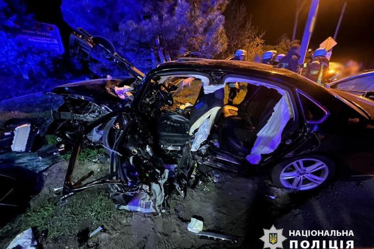 Смертельна ДТП на Одещині: водій «Tesla» порушив ПДР і допустив зіткнення з «Volkswagen»