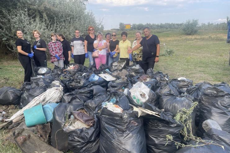 На Одещині мешканці громади зібрали 450 мішків сміття під час Всесвітнього дня прибирання