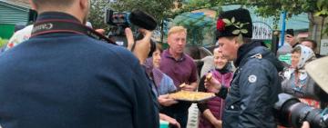 Ведучий програми «Світ на виворіт» Дмитро Комаров відвідав Болградський район