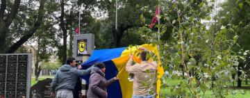 У Тарутине відкрили меморіальну дошку на честь загиблого Героя Рустама Хамраєва