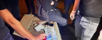 10 тисяч доларів за фіктивний шлюб- поліцейські затримали організатора незаконного переправлення чоловіків через кордон України