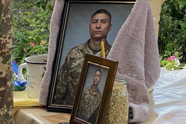 Лиманська громада прощається з Героєм України — Михайлом Собченком