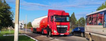 Увага ! На транзитній ділянці автодороги Одеса-Рені ускладнено рух транспортних засобів