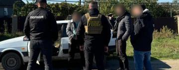 10 000 доларів за «зелений коридор» до Молдови: на Одещині затримали організатора незаконного перетину кордону