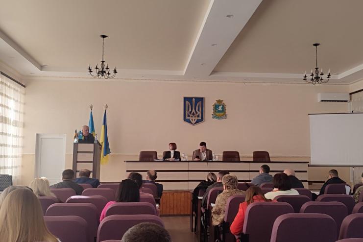 На спільному засіданні постійних комісій Зіновій Челак розповів про роботу  Арцизької лікарні  