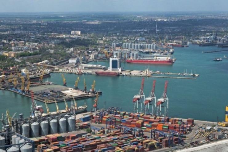 Російські удари по портах Великої Одеси мають точковий характер через велику кількість турецьких балкерів