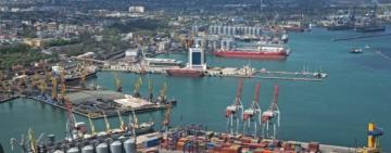 Російські удари по портах Великої Одеси мають точковий характер через велику кількість турецьких балкерів