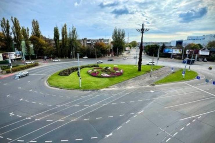 В Одесі завершили ремонт площі Трибуни Героїв