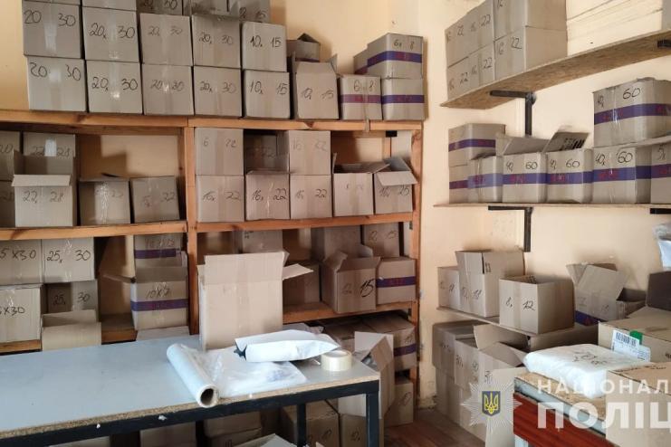 Підпільно виготовляли каву відомих брендів: на Одещині судитимуть фальсифікантів