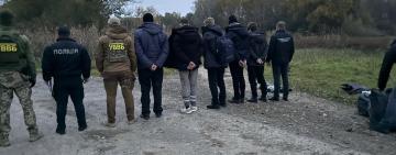 На Одещині викрили схему незаконного переправлення чоловіків через кордон