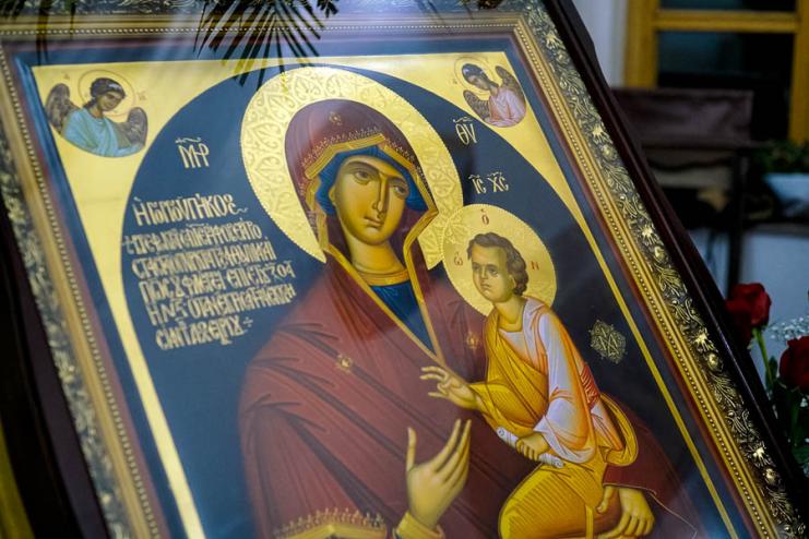 22 листопада - святкування ікони Божої Матері, що називається "Скоропослушниця".