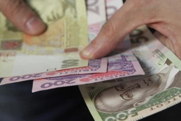 “Укрпошта” виплатить 2 мільйонам українців по тисячі гривень: деталі програми “зимової підтримки”