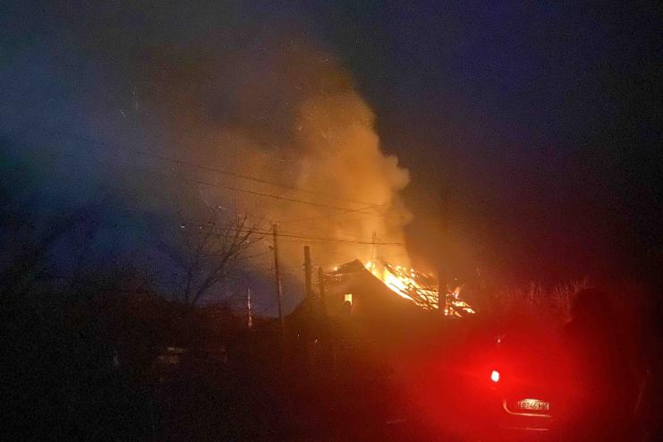 В Арцизі пожежа знищила дах будинку 