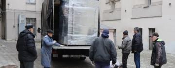 Найбільша одеська бібліотека отримала величезну диво-машину для порятунку старовинних книг