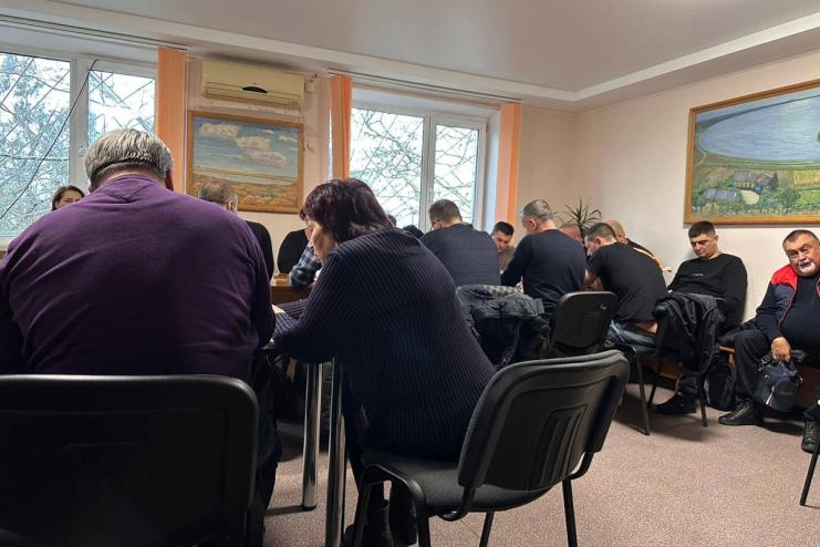 На Одещині сільська рада вперше за рік зібралася на сесію