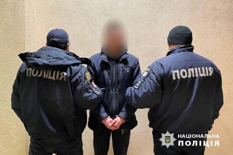 Житель Саратської громади організовував «путівки» за кордон для ухилянтів 