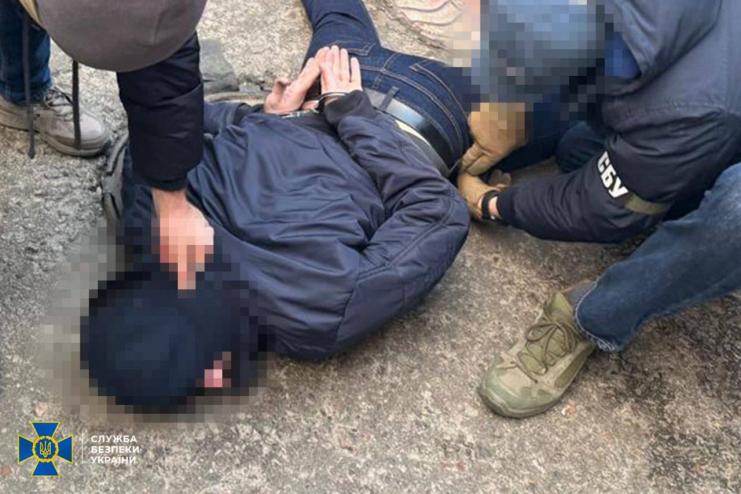 Шпигували за відомими волонтерами: СБУ затримала агентів фсб