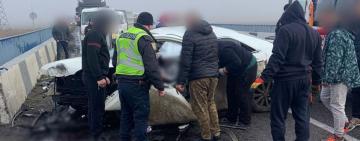 Поліцейські з’ясовують обставини ДТП на трасі Одеса-Рені, внаслідок якої постраждала родина з Миколаївщини