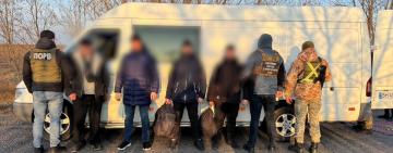 На Одещині прикордонники зірвали спробу  перетнути кордон «у коробці»