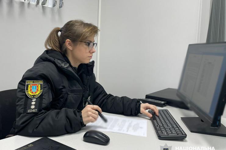 У Болграді поліція викрила жінку, яка займалася збутом наркотиків