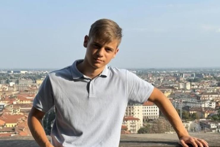 На Одещині розшукують неповнолітнього Віталія Табакаря: допоможіть знайти хлопця!