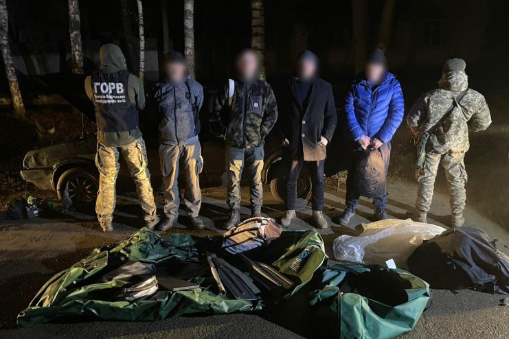 Троє одеситів намагалися незаконно перетнути кордон на надувному човні