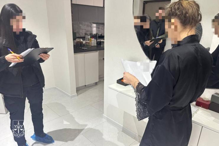 На Одещині мати й донька організували групу, що переправляла нелегальних мігрантів в Україну