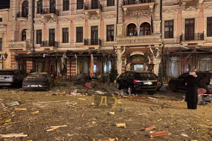 Одеса під ворожими ударами: окупанти атакували історичний центр міста