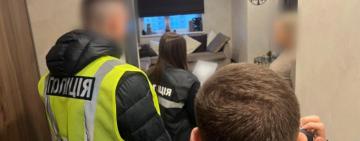 Нацполіція провела двоетапну спецоперацію з ліквідації злочинної організації, які легалізовувала через банківські рахунки тисяч підставних осіб мільйонні прибутки