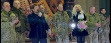 Пісня, що наближає перемогу: в Теплиці під час концерту глядачі зібрали кошти для ЗСУ