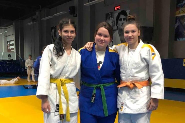 Три спортсменки з Павлівської громади вибороли призові місця на Чемпіонаті Одещини з дзюдо