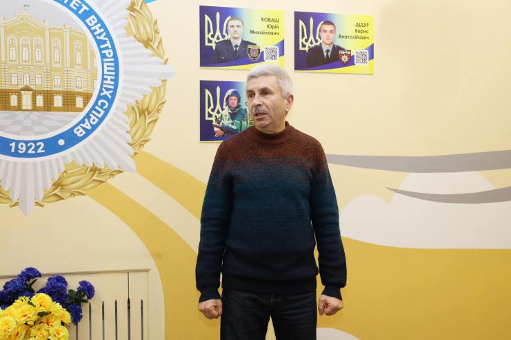 "Похований живцем": як ОДУВС "відправив" воїна на меморіальну дошку