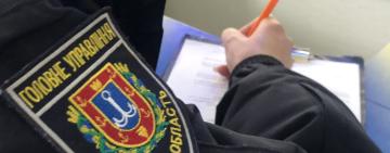 Шахрайство «по-сусідські»: жителька Білгород-Дністровського району викрала майже 20 тисяч гривень із рахунку літнього чоловіка