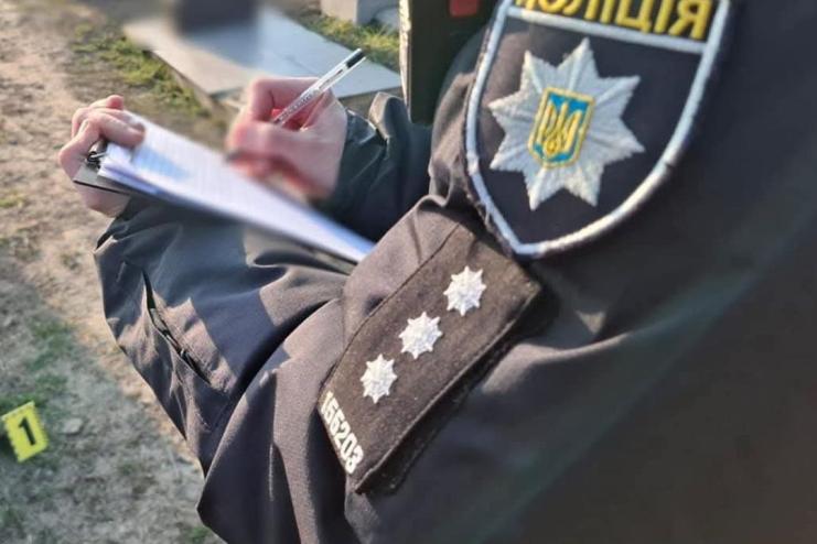 На Одещині чоловік здійснив наругу над могилою Героя