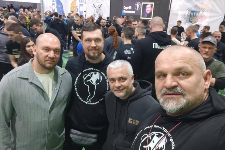 В Одесі відбулися змагання «Сильні України»: понад 300 ветеранів, військових та курсантів випробували свої сили