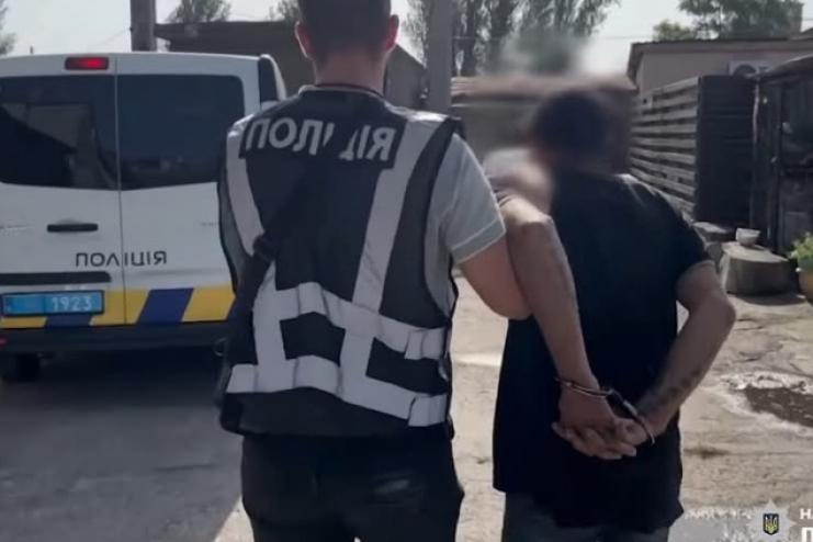 В Одесі за засуджено іноземця за розбій та незаконне поводження з гранатою
