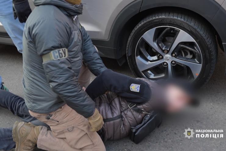 В ОДЕСІ ВИКРИЛИ ДВОХ ВІЙСЬКОВИХ НА ХАБАРНИЦТВІ: ОБІЦЯЛИ "ВІДКУПИТИ" ВІД ФРОНТУ