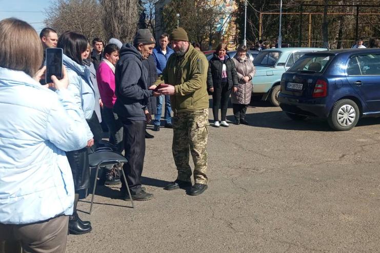 У Плахтіївці відбулось вшанування пам'яті та нагородження загиблого Героя на заході до дня народження Тараса Шевченка
