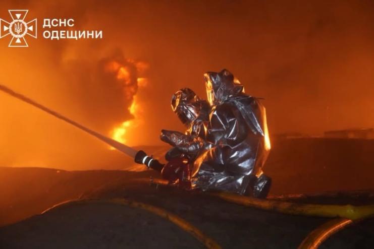 Ворог вчергове масовано атакував Одесу ударними безпілотниками