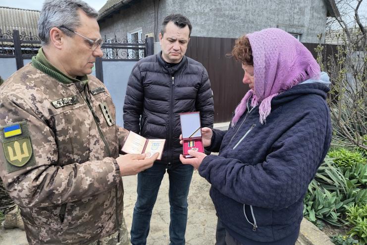 Татарбунарська громада вшанувала пам'ять Сергія Куруча: посмертне нагородження орденом "За мужність" ІІІ ступеня