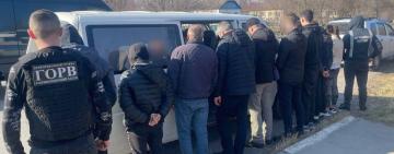 На Житомирщині викрили перевізницю з Одещини, що переправляла чоловіків за кордон