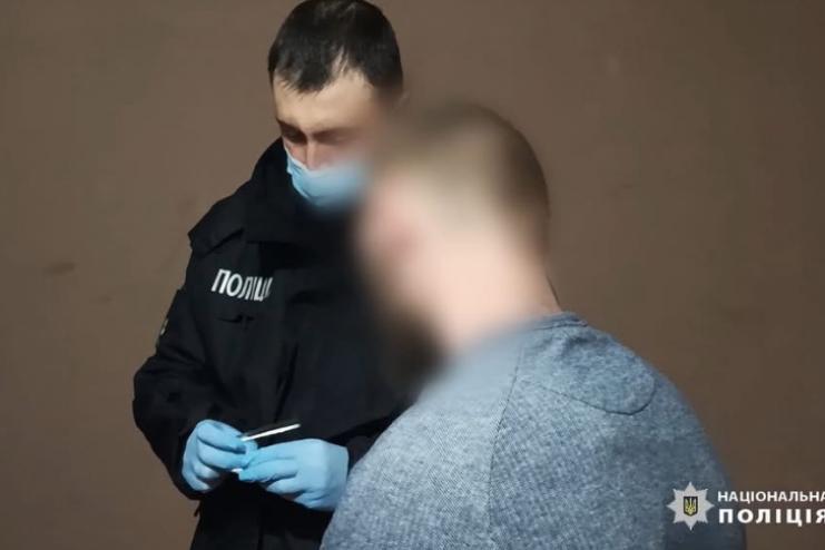 В Одесі судитимуть 37-річного чоловіка за вбивство товариша, крадіжку велосипеда та пограбування ломбарду  