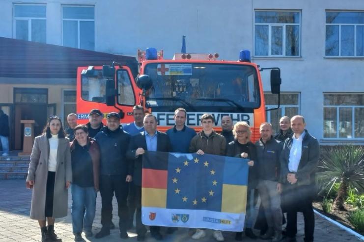 Тарутинську громаду відвідала німецька делегація та подарувала пожежну машину