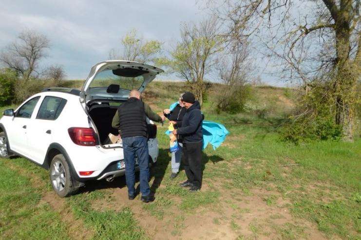 На території Павлівської громади було проведено пероральну імунізацію диких м’ясоїдних тварин від сказу