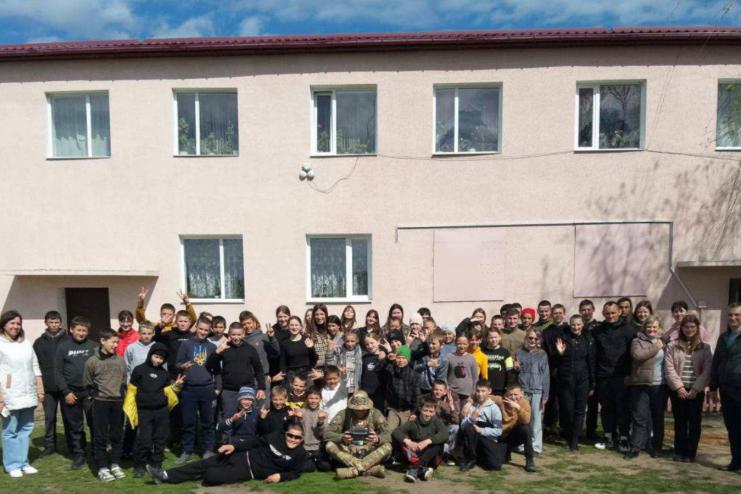 «Уроки мужності»: до Височанського ліцею завітали прикордонники