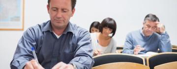 В Україні перевірять понад 100 вишів і коледжів через чоловіків, які вступили, аби уникнути служби