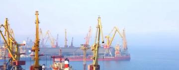В Одесі планують ремонт причалу морського порту, що постраждав від ракетного обстрілу 