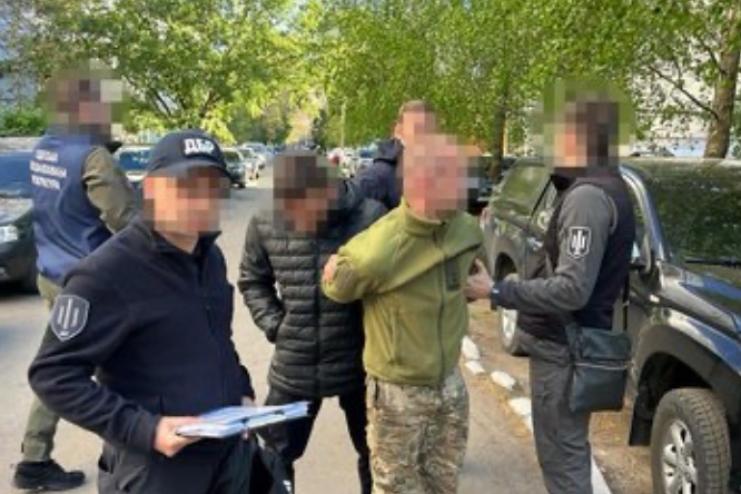 На Одещині командира підозрюють у використанні бійців для ремонту квартири — ДБР